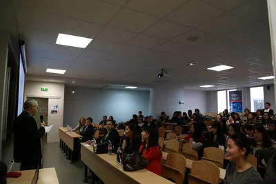 “相聚，进取，圆梦”-Groupe ESG 法中管理学院法语预科15周年庆祝大会暨“留学法国论坛”圆满成功