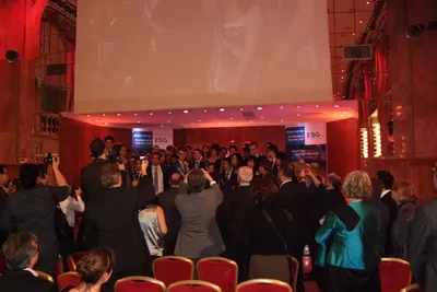 Pôle ESG 2010届毕业典礼隆重举行