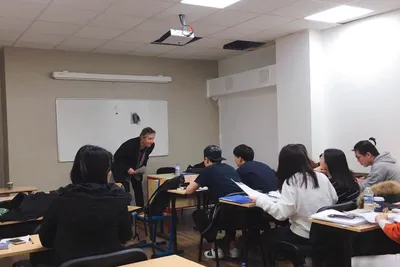 IFCM春季期中法语教学工作交流会及教师聚餐会圆满举行