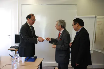 深职院代表团访问Pôle ESG